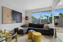 Palm Springs Icon in Las Palmas - Image 3