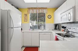 La Palme 1st Floor 2Bed/2Bath - Image 4