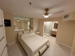 Naked Getaway 1 Bedroom 1 Bath - Image 3