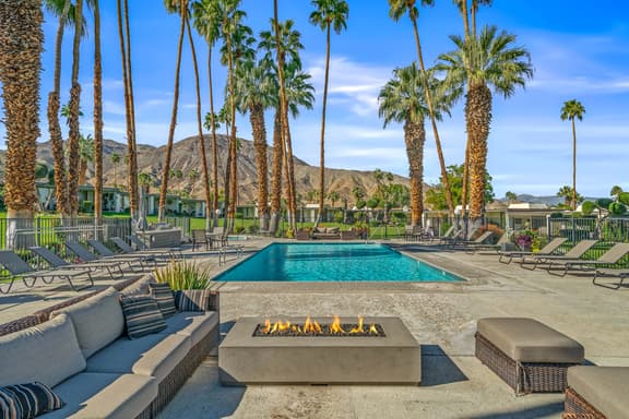Desert Elegance Off El Paseo - Image 1